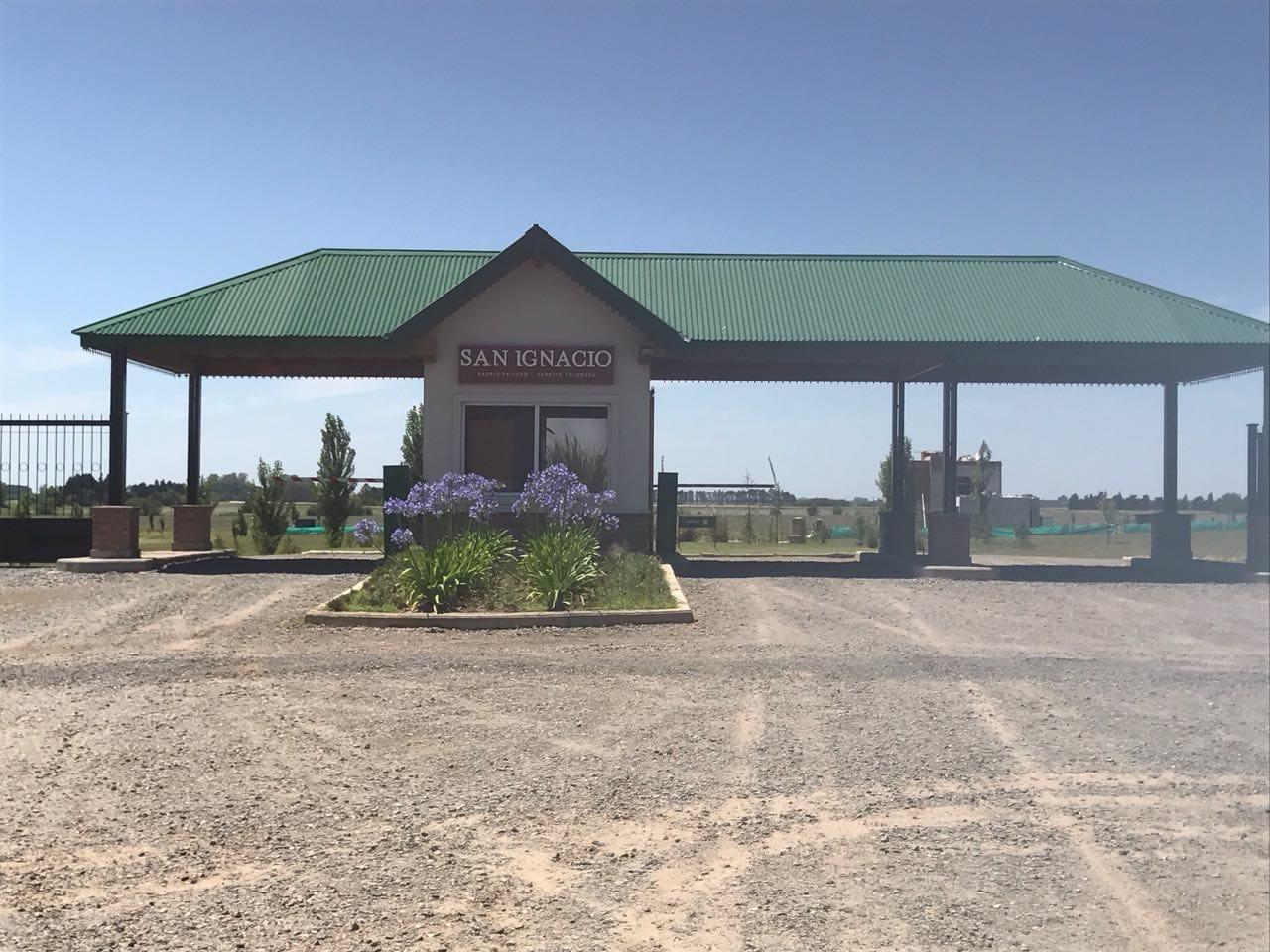 Foto de Terreno en Venta en Barrio Cerrado San Ignacio, Junín (B), imagen 1