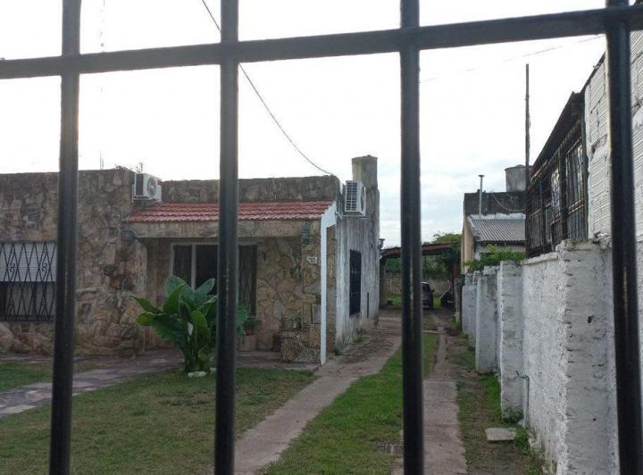 CASA EN VENTA MALVINAS ARGENTINAS ADROGUÉ 2