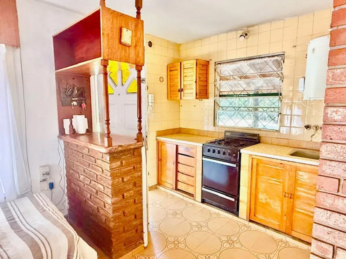 VENTA DE CASA CON PISCINA EN SAN MIGUEL DEL MONTE 4