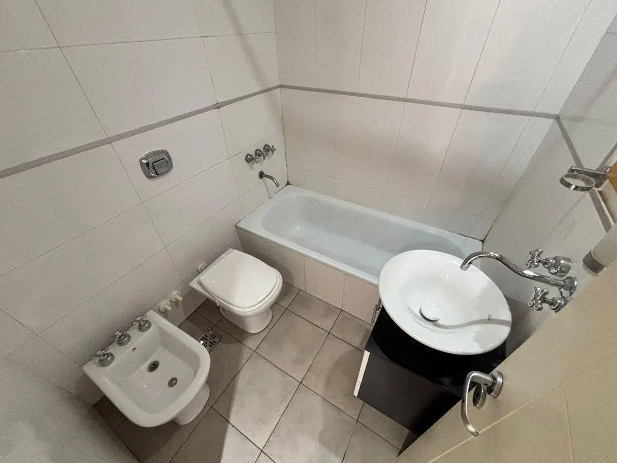 DEPARTAMENTO EN ALQUILER BANFIELD 2 AMBIENTES 2