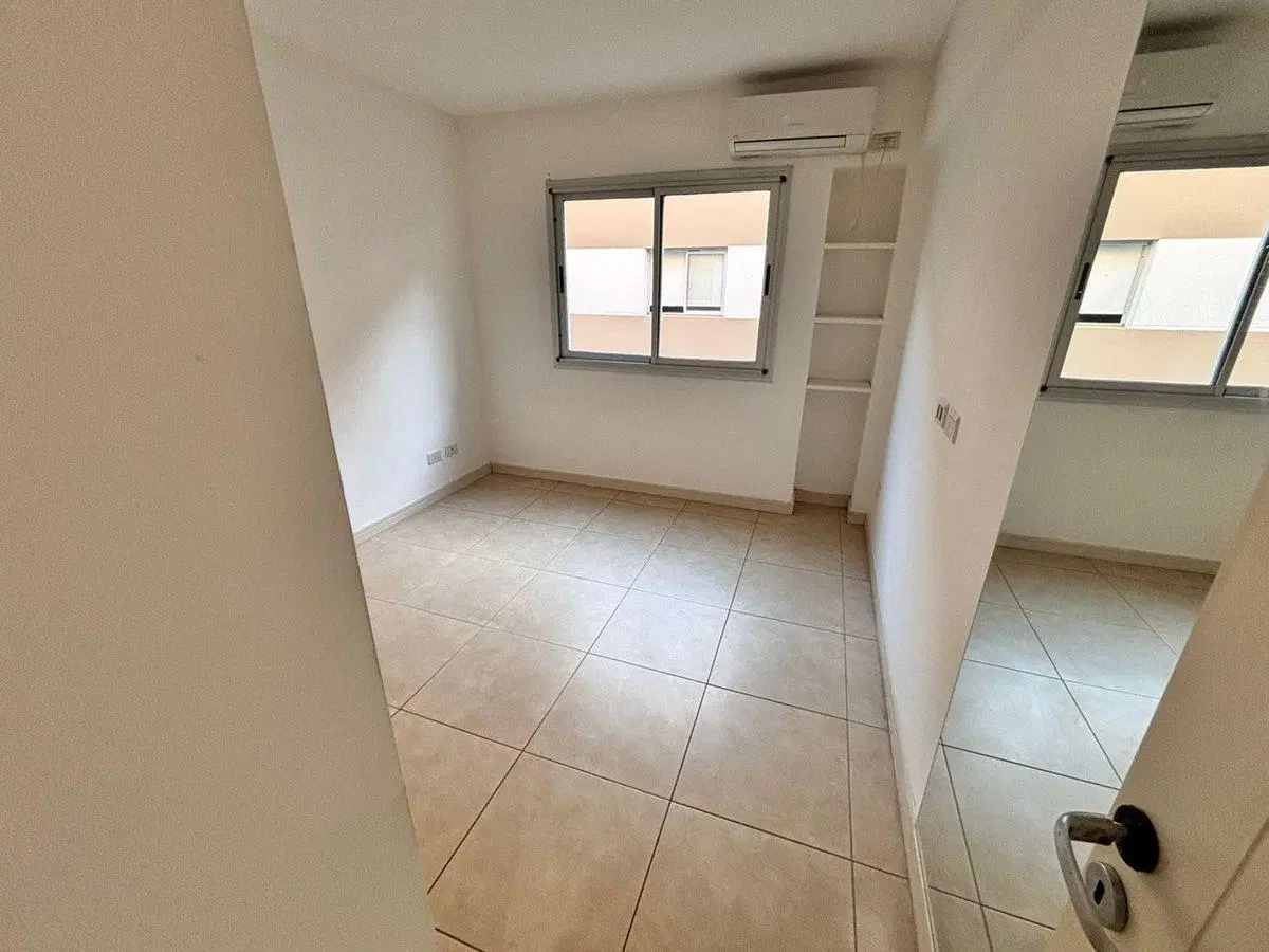 DEPARTAMENTO EN ALQUILER BANFIELD 2 AMBIENTES 4