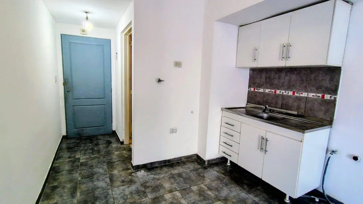 VENTA DE DEPARTAMENTO MONOAMBIENTE EN DEVOTO 4