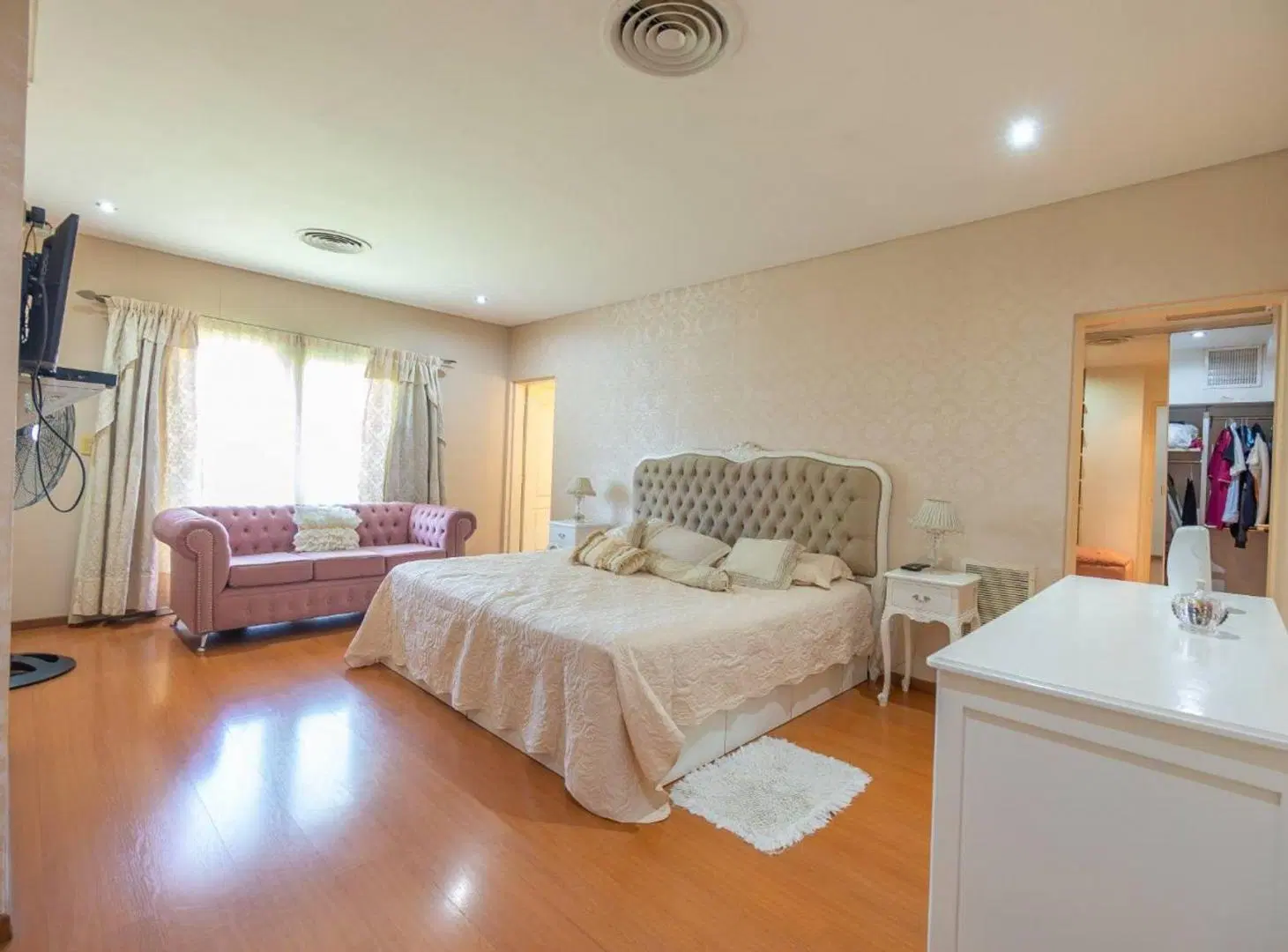CASA EN VENTA EN CIUDAD EVITA 4