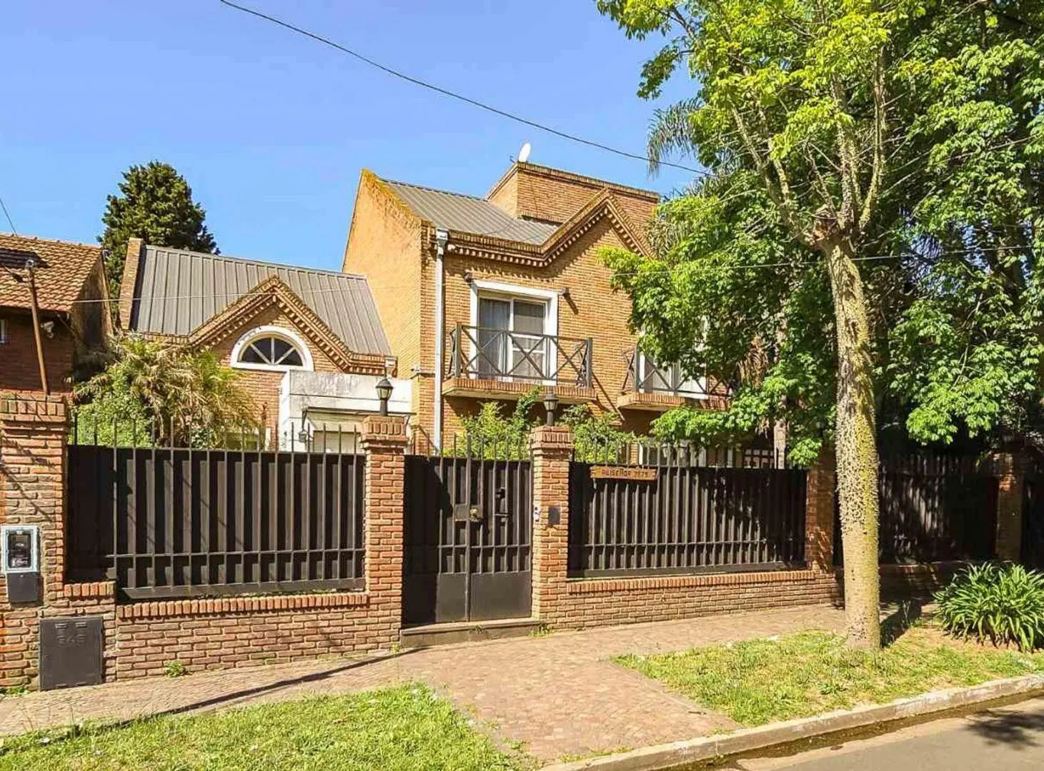 CASA EN VENTA EN CIUDAD EVITA 3