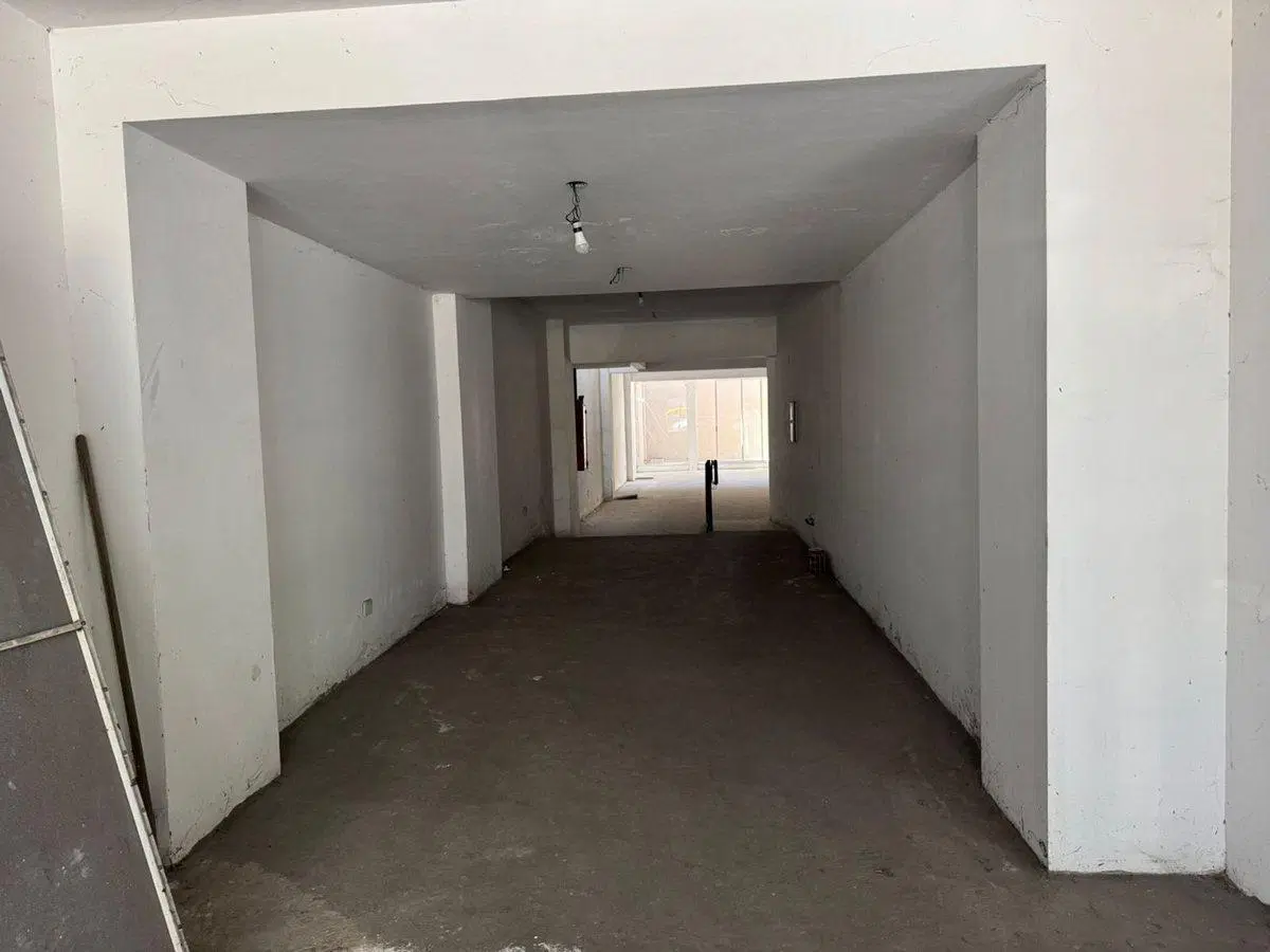 LOCAL EN VENTA PARQUE PATRICIOS AV ENTRE RIOS 5