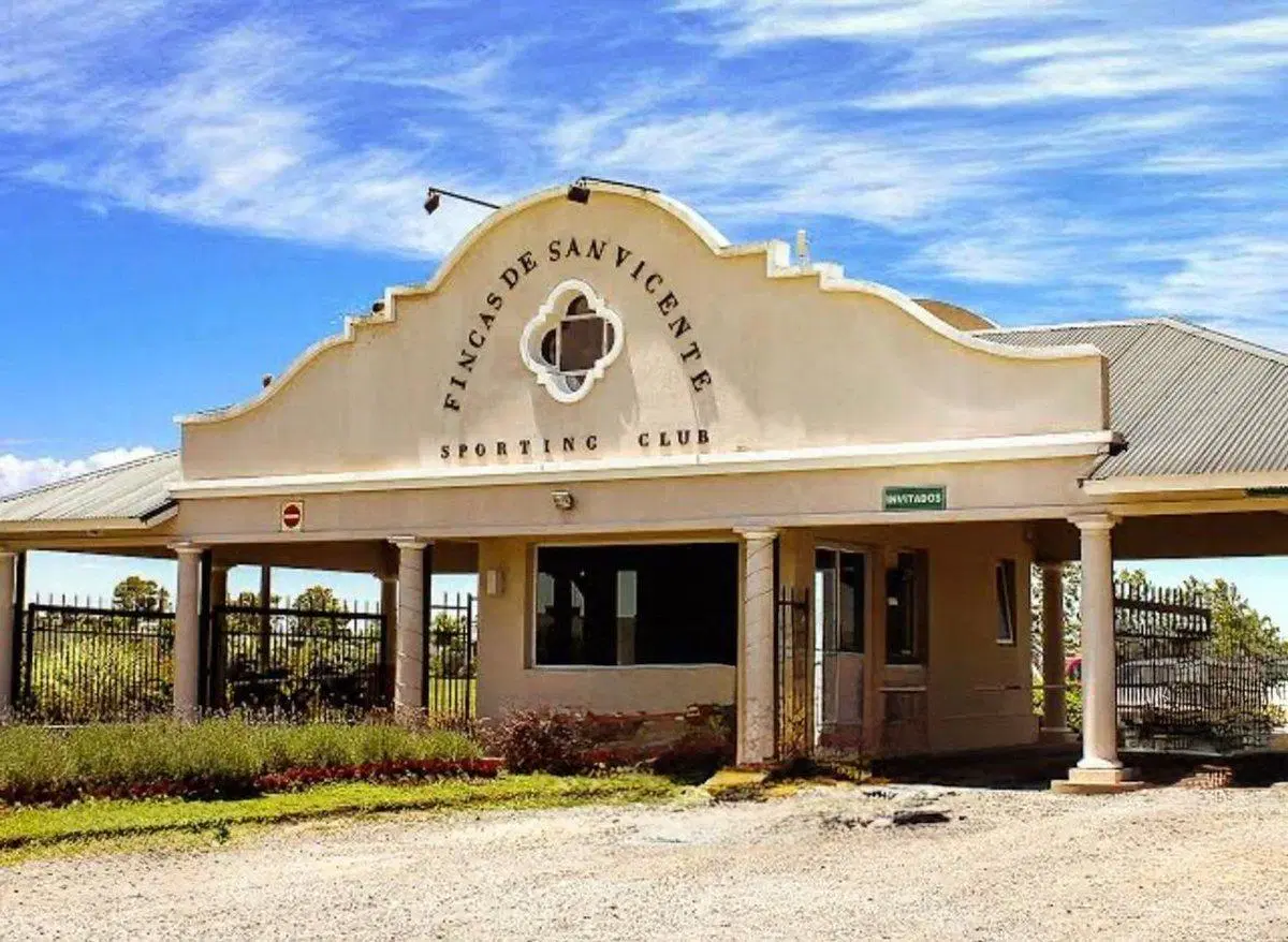 TERRENO EN VENTA EN FINCAS DE SAN VICENTE SPORTING 4