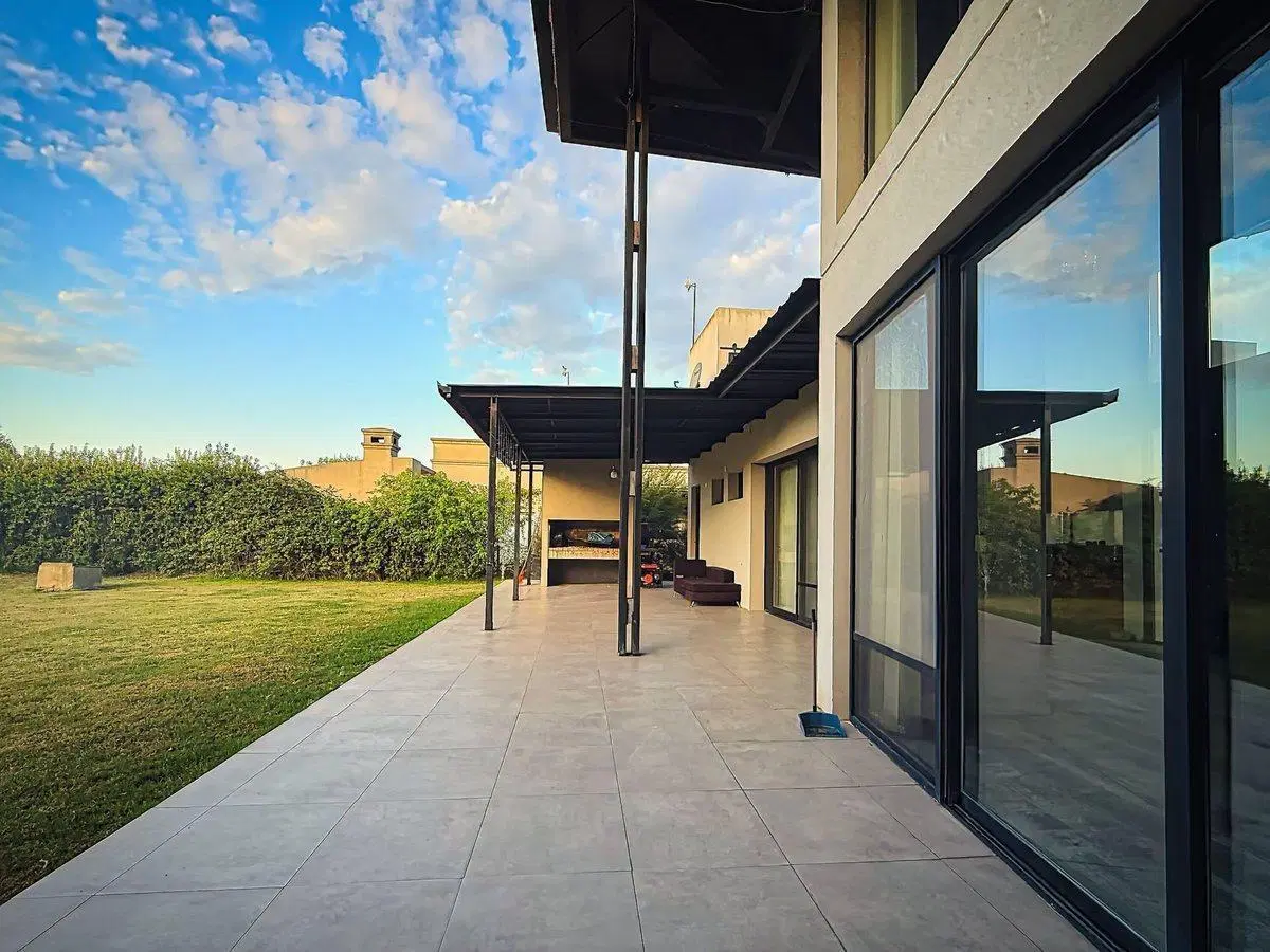 CASA 3 AMBIENTES EN VENTA SANTA RITA LOFT 4