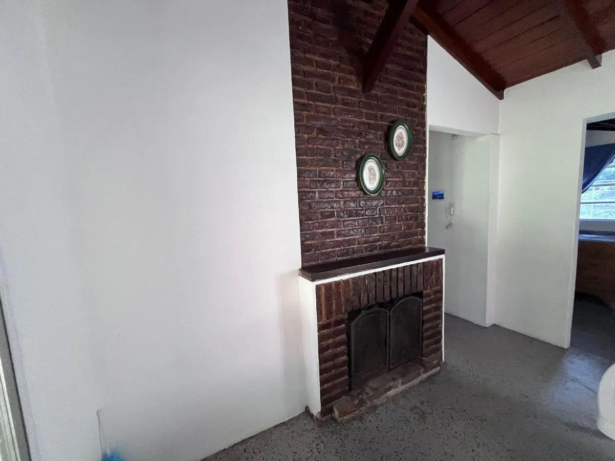 CHALET Y LOTES EN VENTA EN BARRIO LOS PINOS, MONTE 4