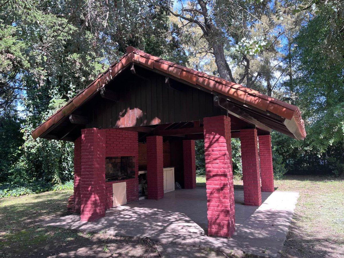 CHALET Y LOTES EN VENTA EN BARRIO LOS PINOS, MONTE