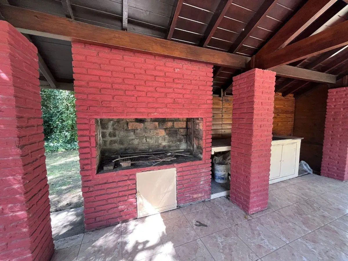 CHALET Y LOTES EN VENTA EN BARRIO LOS PINOS, MONTE 2