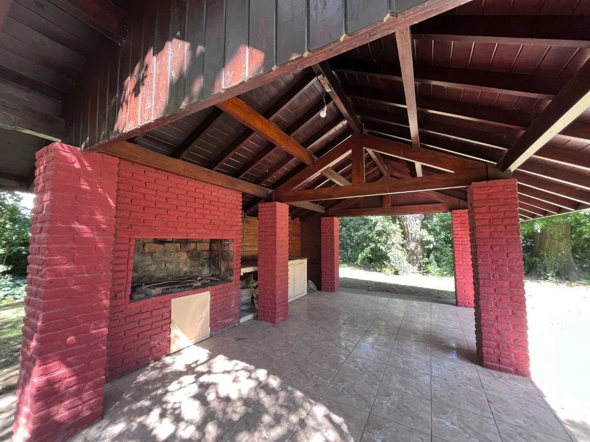 CHALET Y LOTES EN VENTA EN BARRIO LOS PINOS, MONTE 5