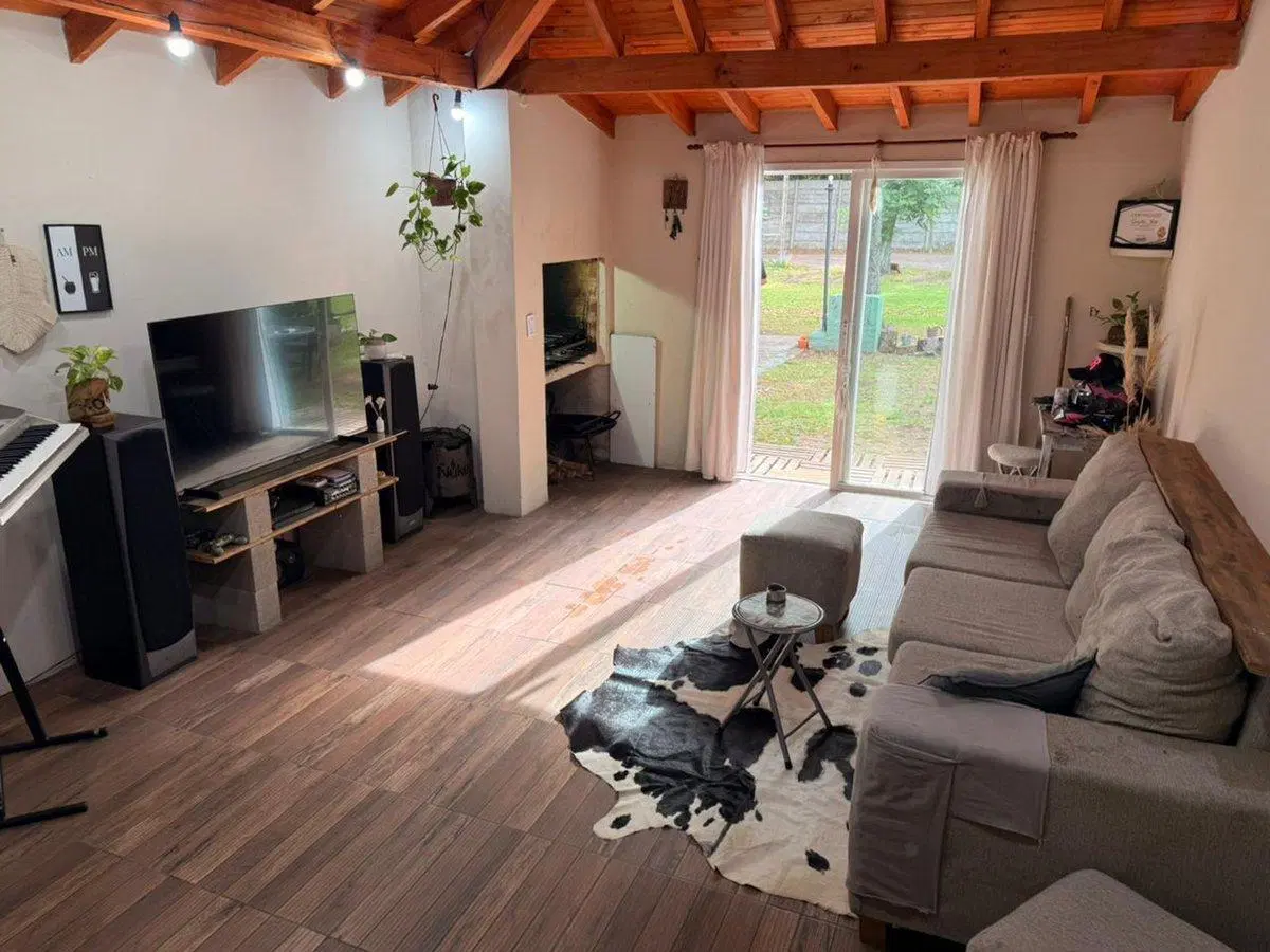 CASA EN VENTA MONTE GRANDE EN CLUB CSIS 4