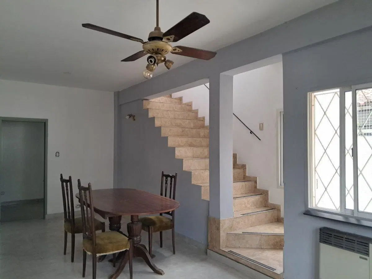PH EN VENTA DE 4 AMBIENTES EN LOMAS DEL MIRADOR 2