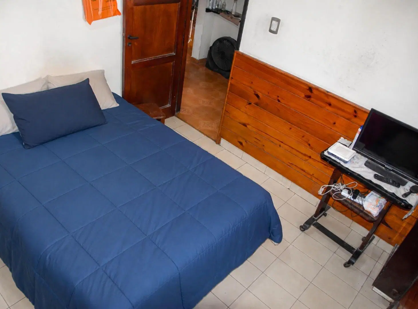 CASA EN VENTA EN CARLOS SPEGAZZINI 2