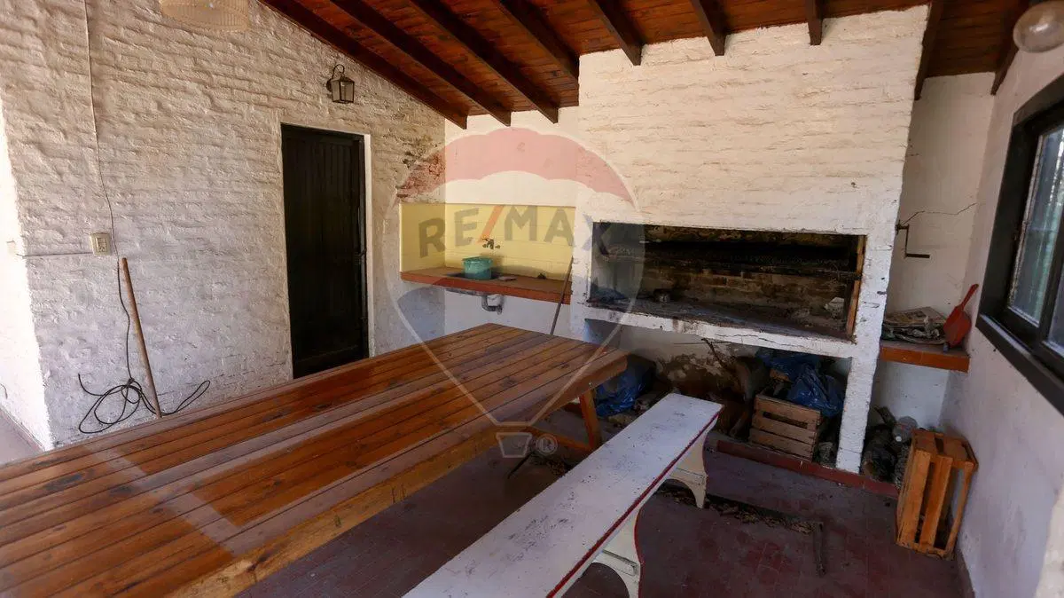 CASA 4 AMBIENTES EN VENTA EN EL TREBOL 2