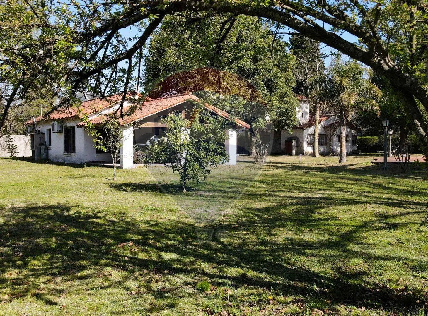 CASA 4 AMBIENTES EN VENTA EN EL TREBOL 4