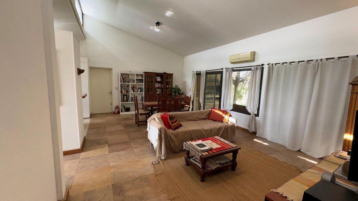 Foto de CASA EN VENTA EN LA ALAMEDA 5 AMBIENTES PERMUTA, imagen 5