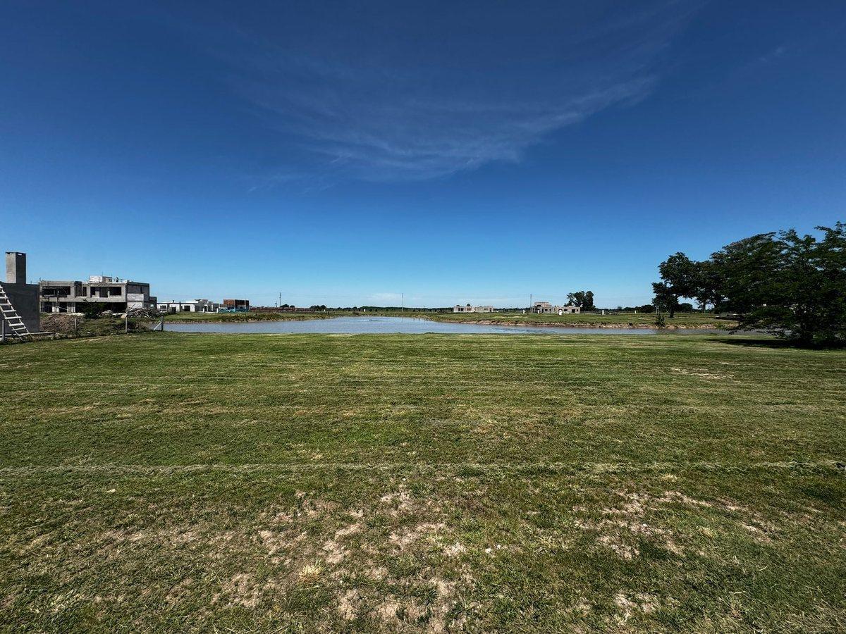 TERRENO EN VENTA EN SANTA CLARA AL SUR A LA LAGUNA