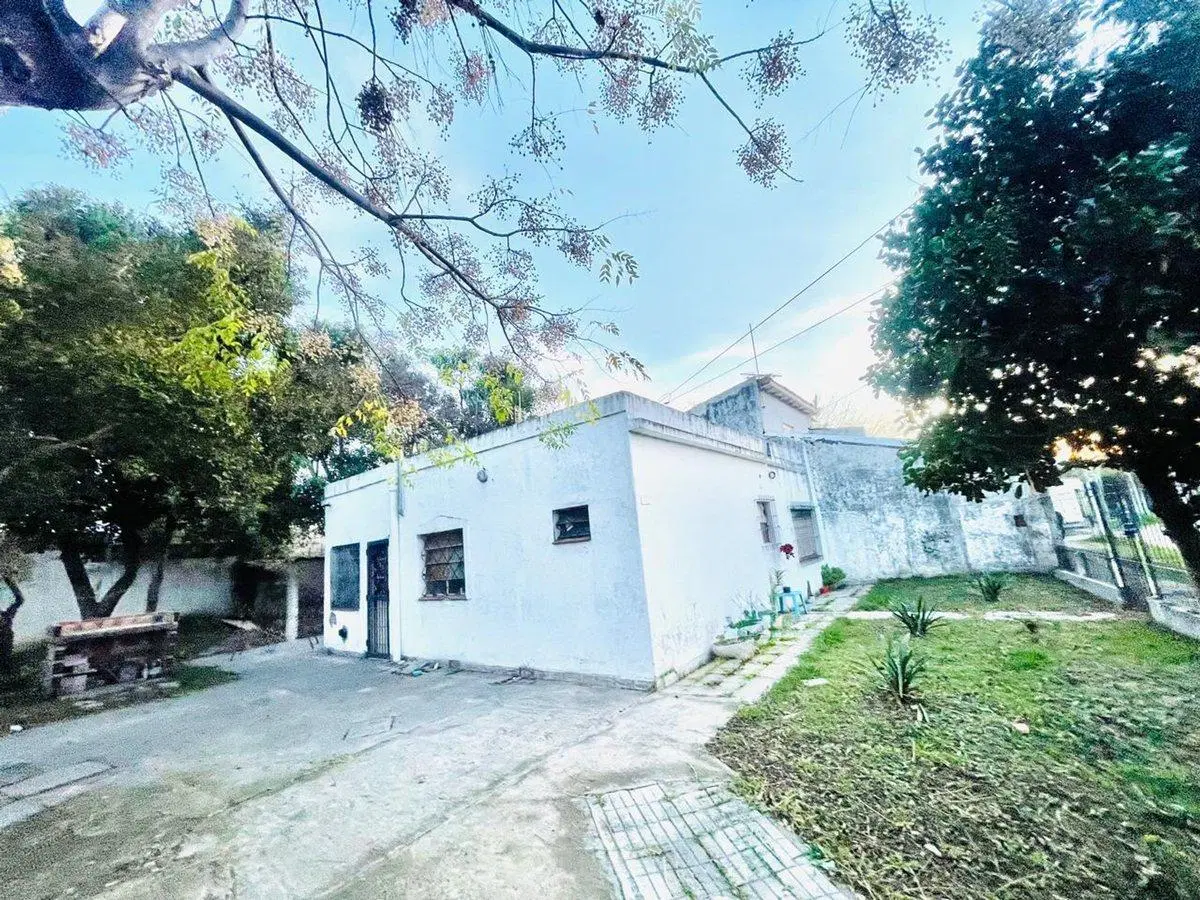 LOTES EN VENTA EN GUERNICA FRENTE A ESTACIÓN 2