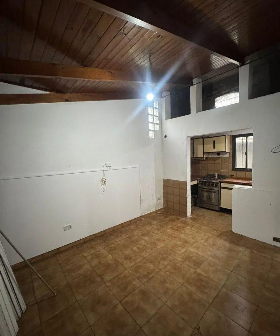 PH EN VENTA MONTE GRANDE CON PILETA 5