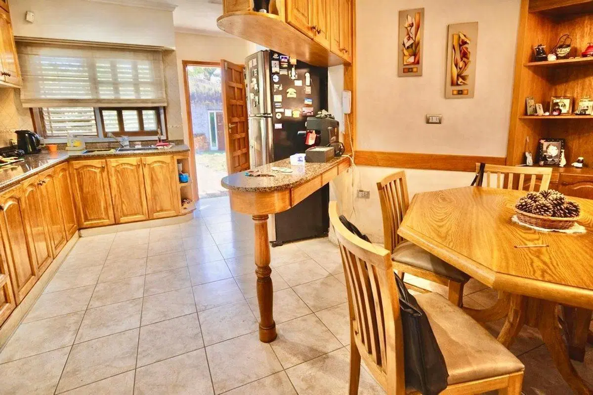 VENDE CASA C/EXCELENTE UBICACIÓN APTA CRÉDITO 3