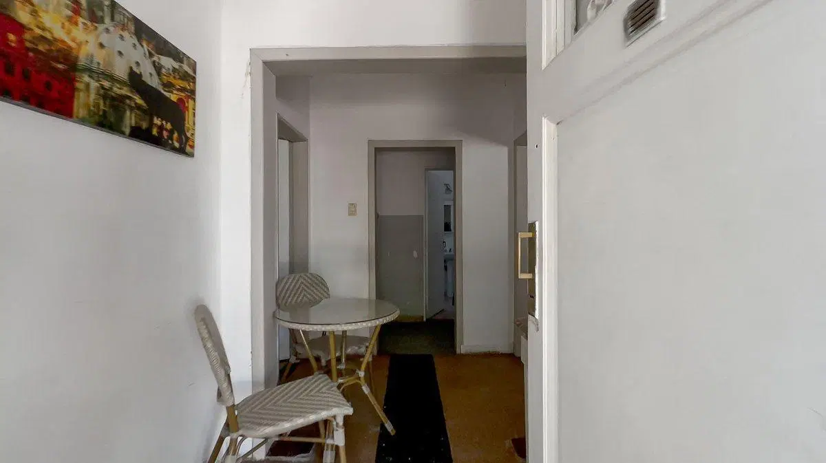 CASA EN VENTA 3 AMBIENTES BURZACO CON LOCAL 2