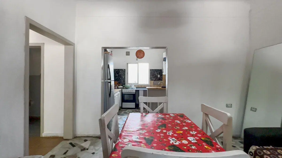 CASA EN VENTA 3 AMBIENTES BURZACO CON LOCAL 4