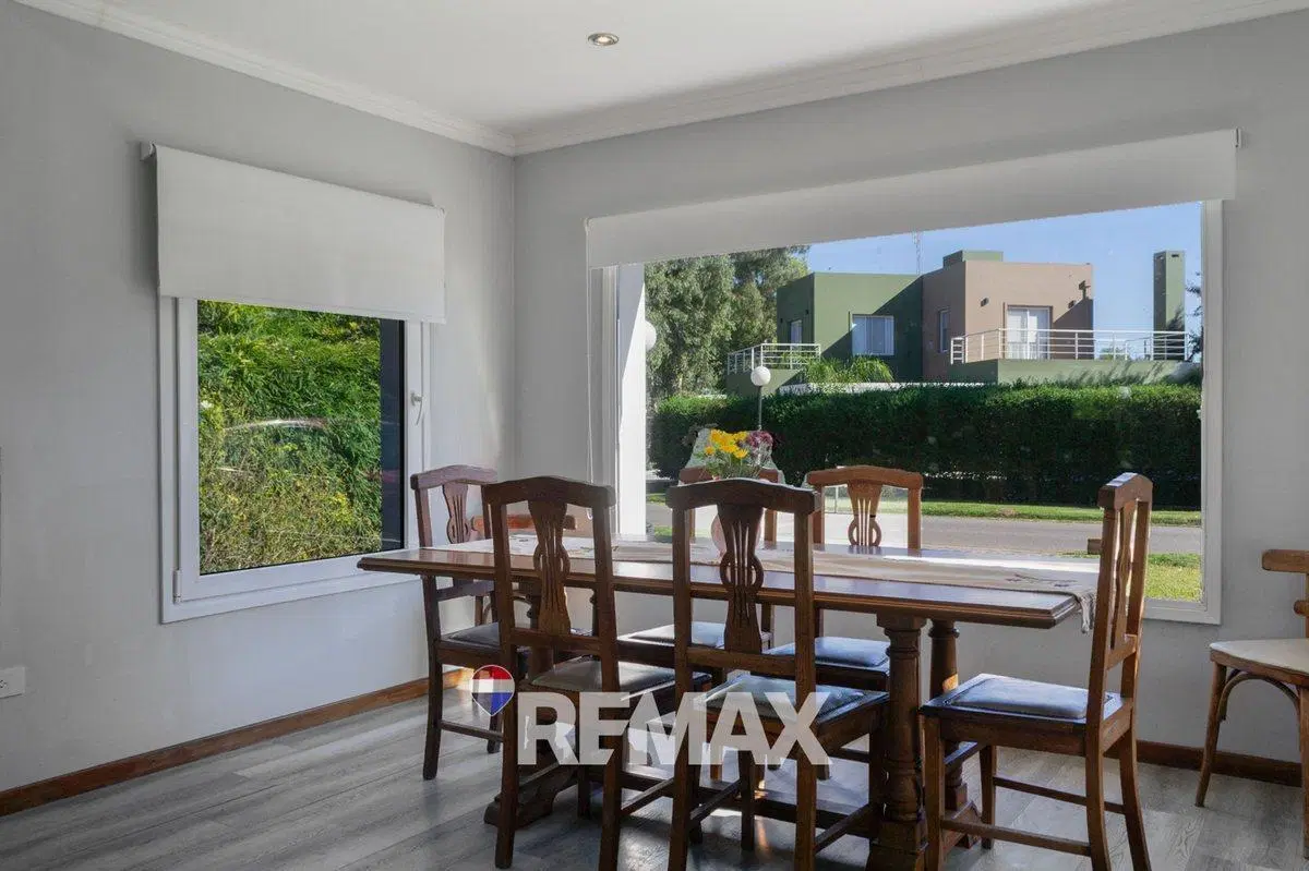 CASA EN VENTA CAÑUELAS 5 AMBIENTES APTA CREDITO 4