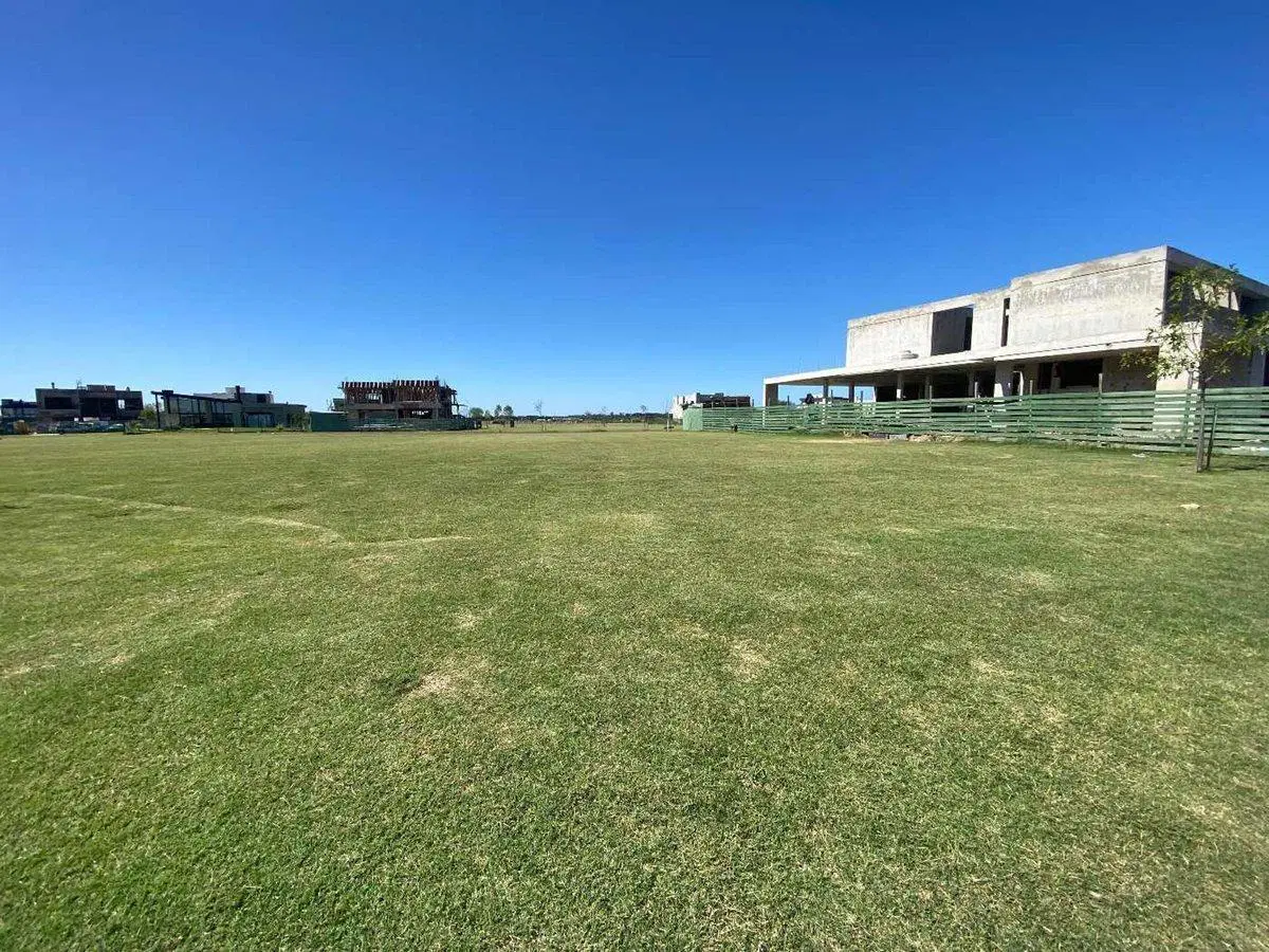 VENTA DE LOTE EN TERRALAGOS BARRIO PARQUE 4