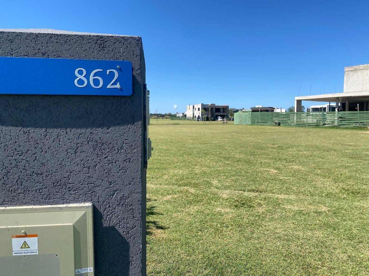 VENTA DE LOTE EN TERRALAGOS BARRIO PARQUE