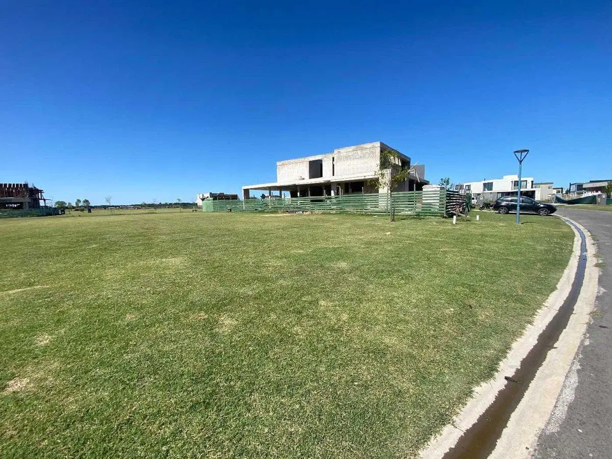 VENTA DE LOTE EN TERRALAGOS BARRIO PARQUE 2