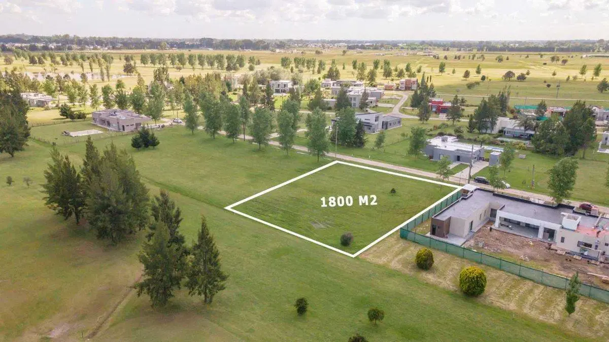 LOTE EN VENTA FINCAS DE SAN VICENTE CLUB DE GOLF 3