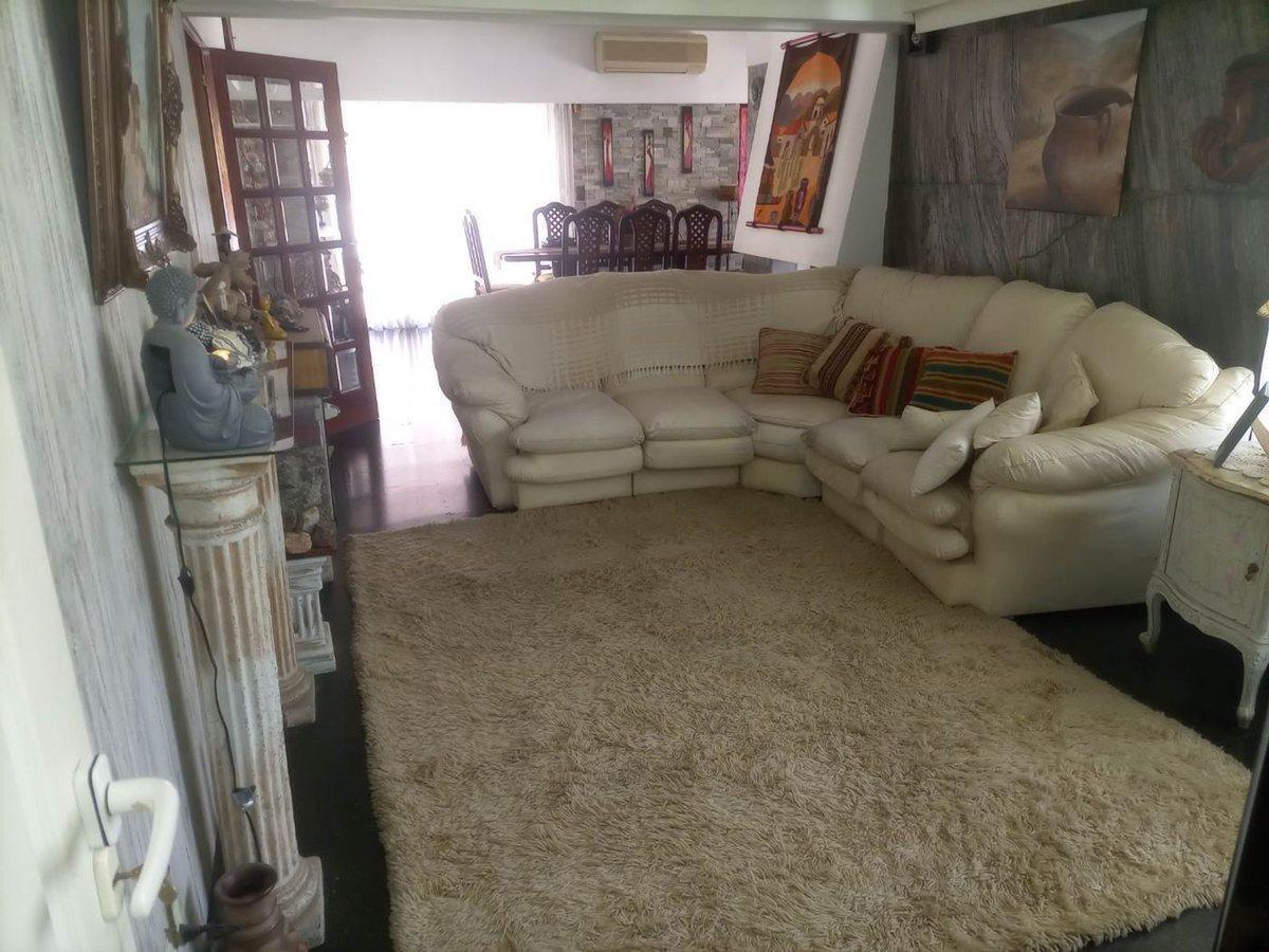 CASA EN VENTA MONTE GRANDE CON PISCINA Y QUINCHO