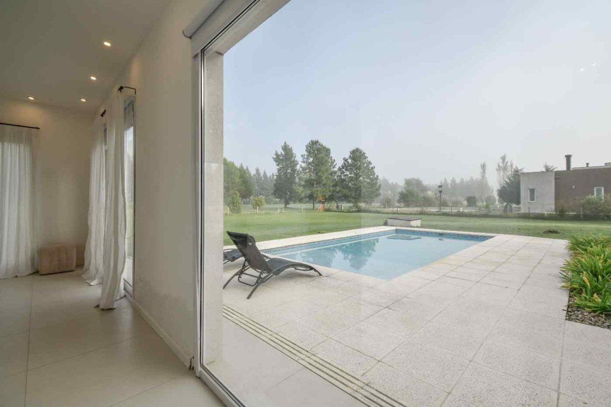 Foto de CASA VENTA FINCAS SAN VICENTE GOLF EVALUA PERMUTA, imagen 3