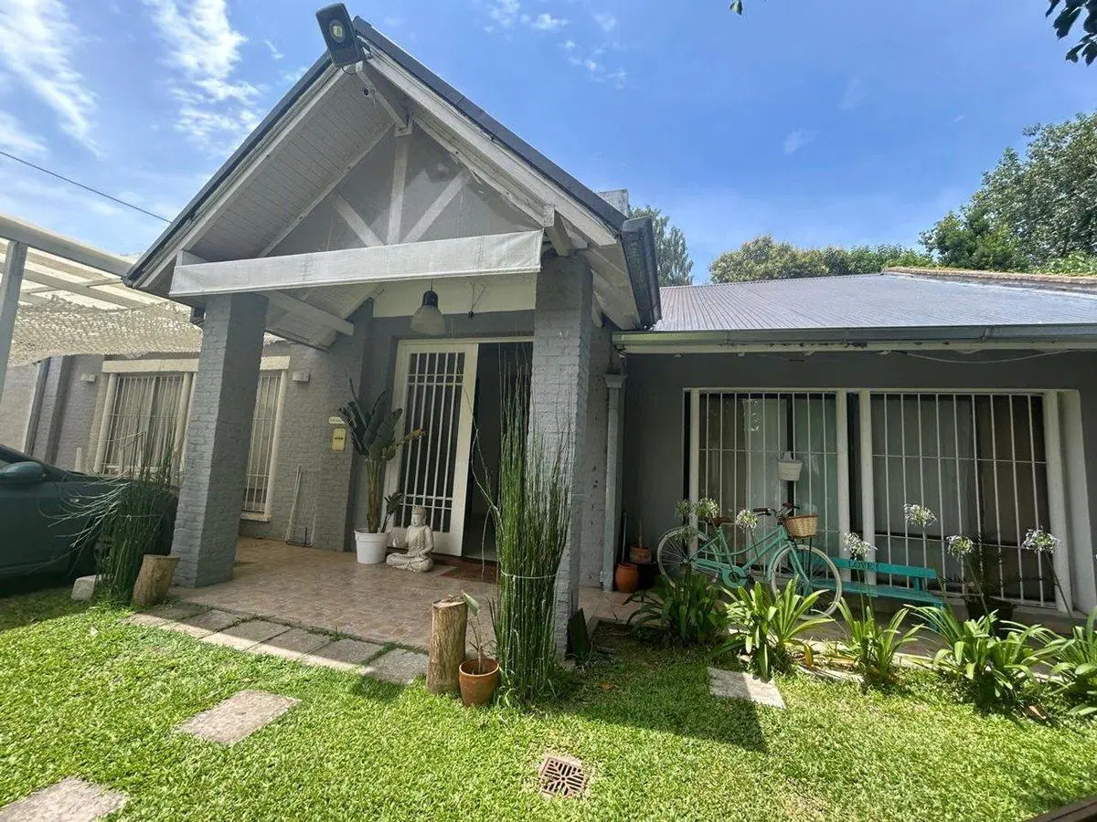 CASA VENTA EN CORIMAYO, TRES DORMITORIOS BURZACO 5