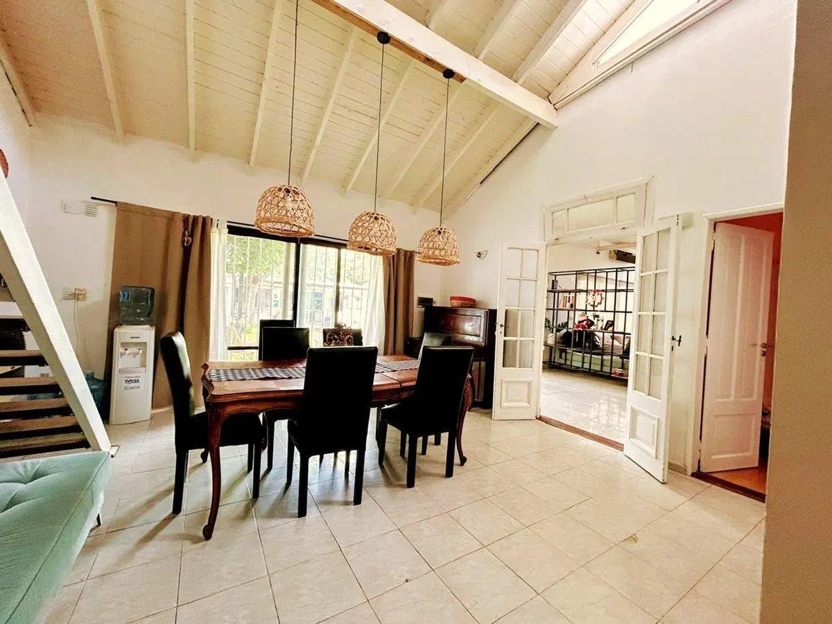 CASA VENTA EN CORIMAYO, TRES DORMITORIOS BURZACO 3