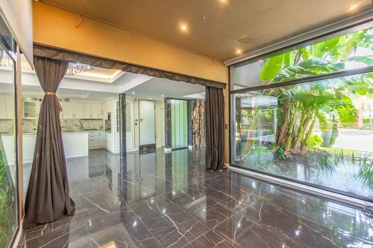 CASA VENTA BARRIO BRISAS ADROGUE, 4/5 DORMITORIOS 5