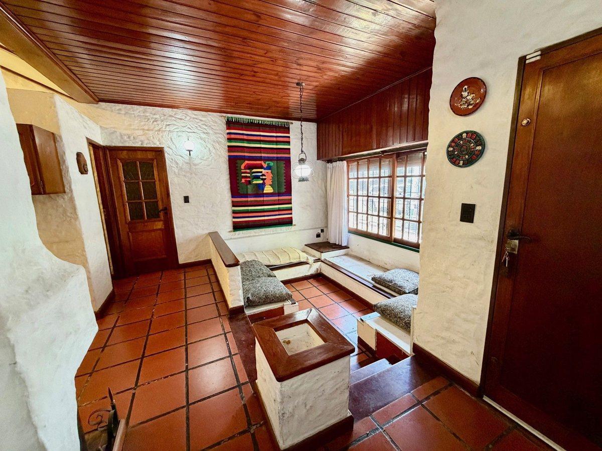Foto de CASA EN VENTA 5 AMB. MONTE GRANDE ZONA TRANQUILA, imagen 2