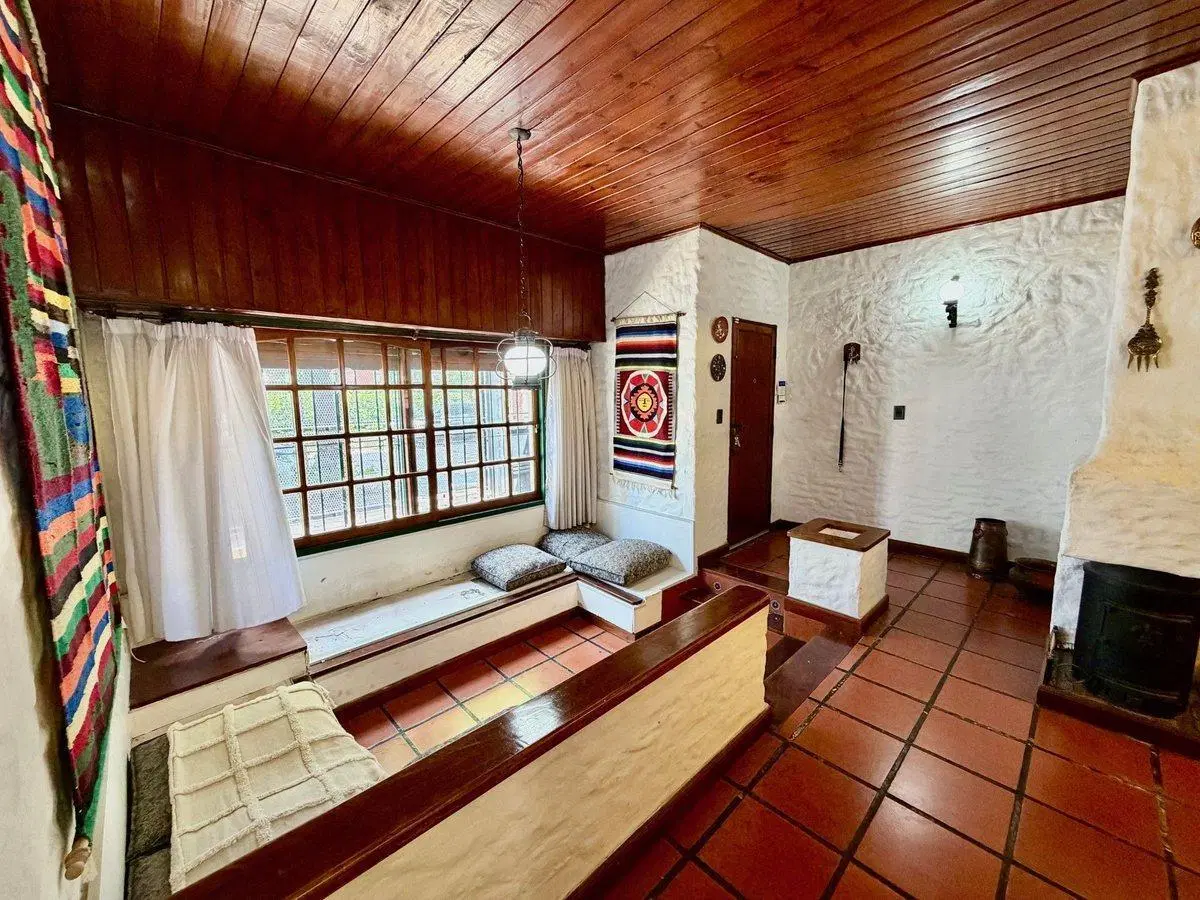CASA EN VENTA 5 AMB. MONTE GRANDE ZONA TRANQUILA 4