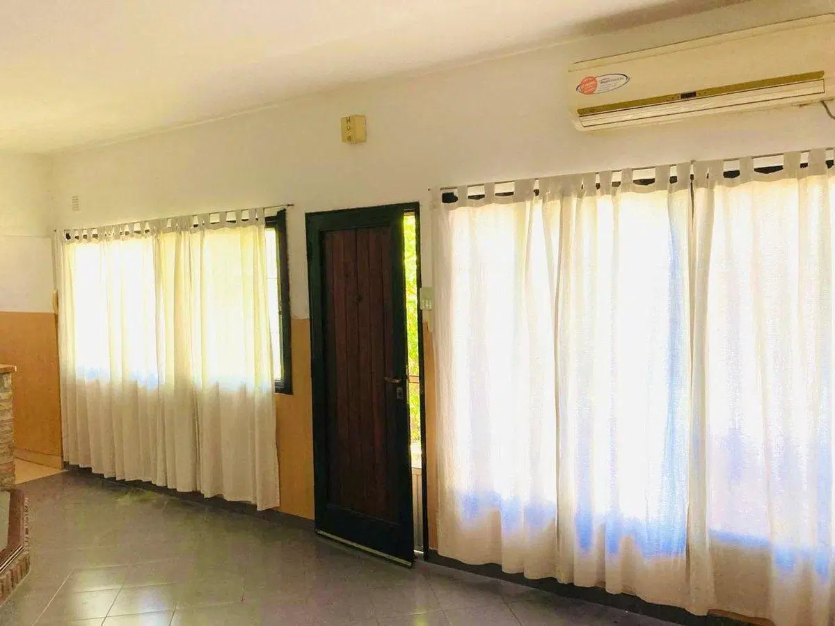 CASA EN VENTA EN BERAZATEGUI  EXCELENTE UBICACIÓN 5