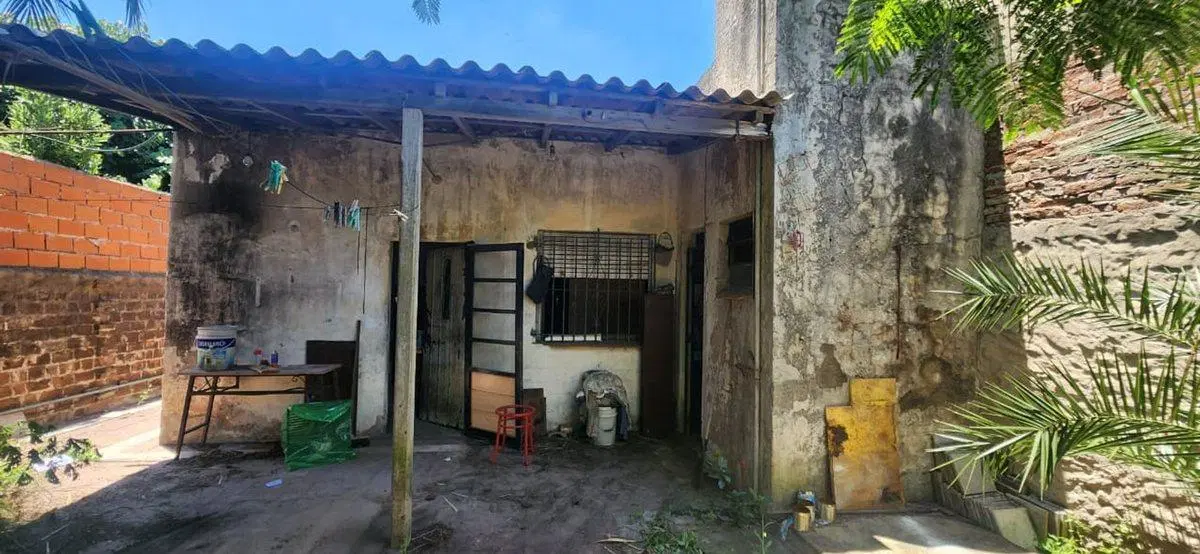 CASA PH EN VENTA EN LOMAS DE ZAMORA A RECICLAR 5