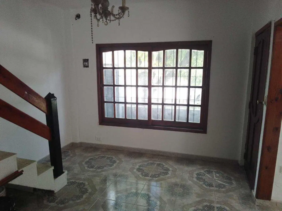 CASA EN VENTA SAN VICENTE PARQUE AMPLIO Y QUINCHO 4
