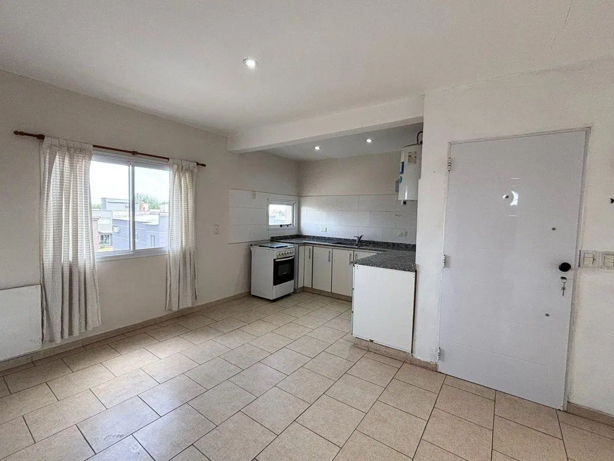 DEPARTAMENTO EN VENTA EN CANNING TRES AMBIENTES 5