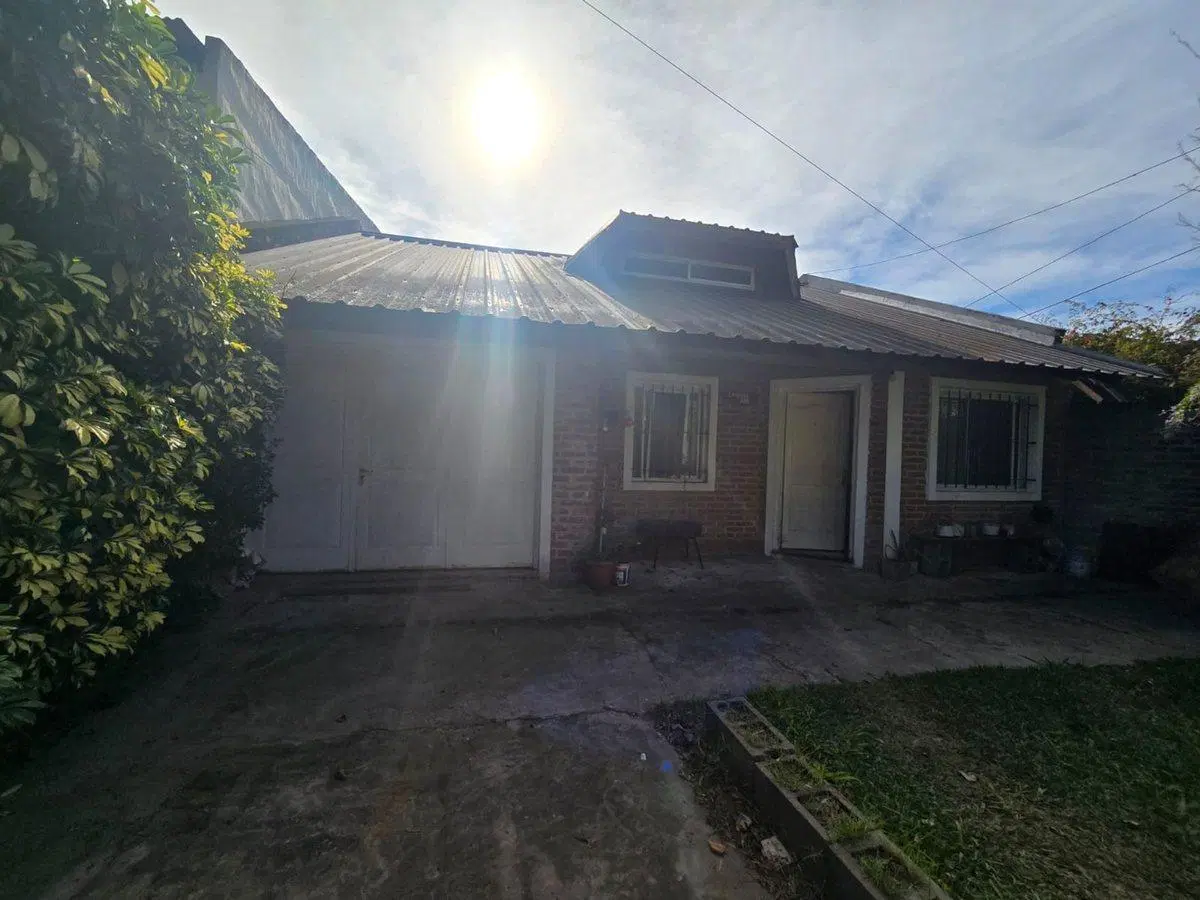 CASA EN VENTA EZEIZA 3 AMBIENTES 2