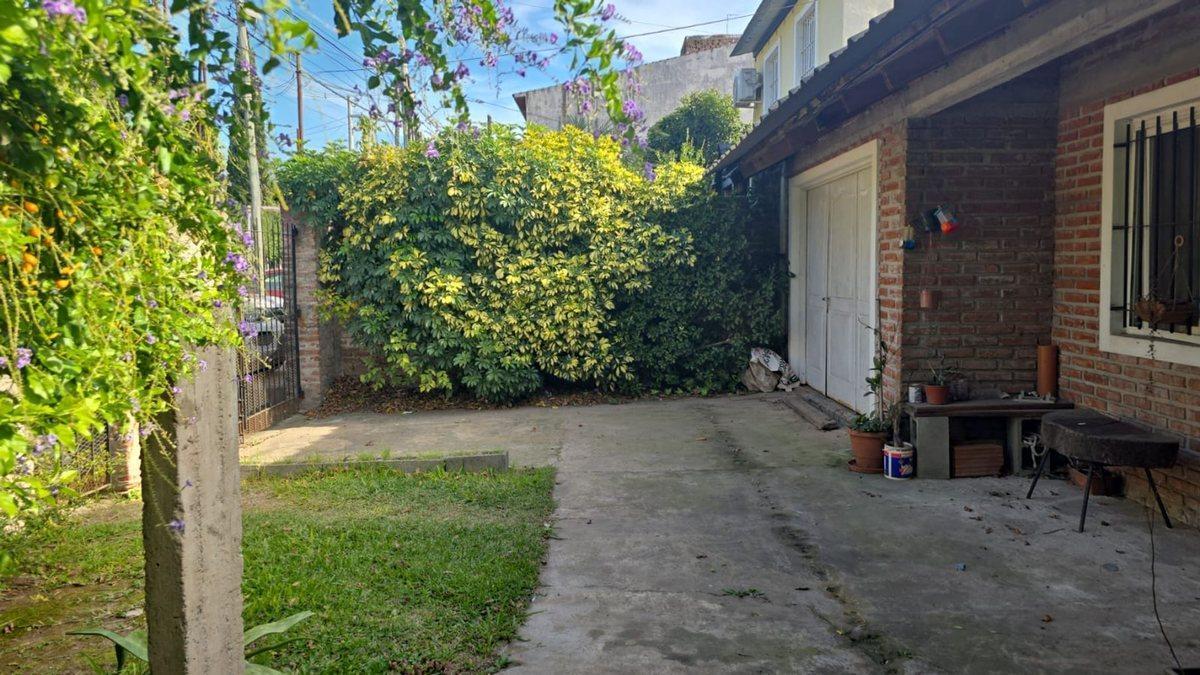 CASA EN VENTA EZEIZA 3 AMBIENTES