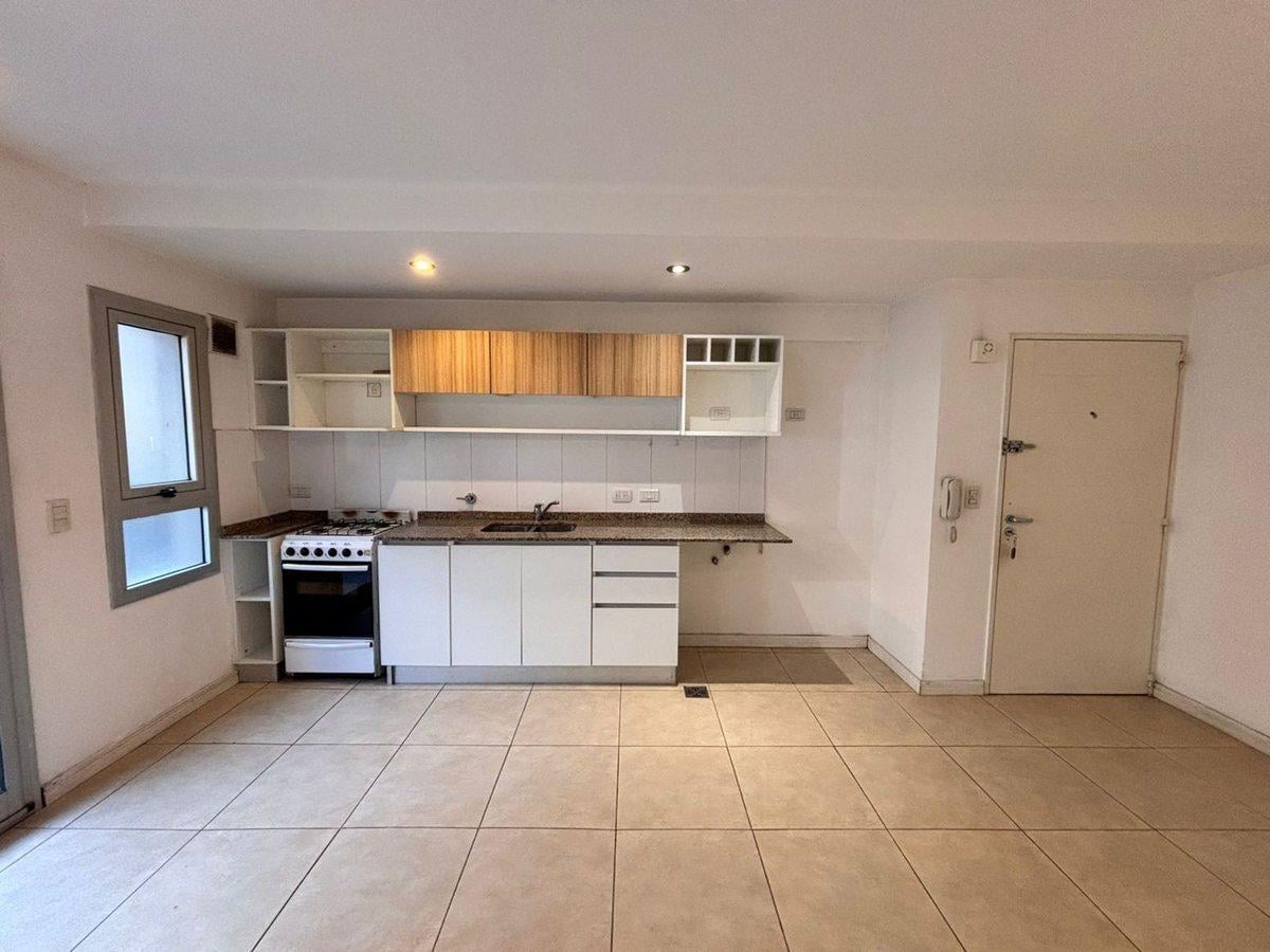 Foto de DEPARTAMENTO EN ALQUILER BANFIELD 2 AMBIENTES, imagen 1