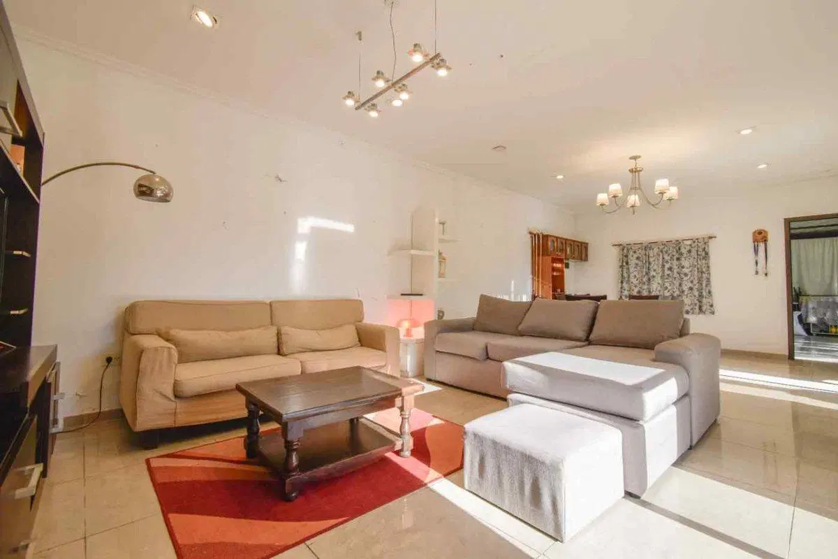 CASA QUINTA EN VENTA CAÑUELAS SOBRE RN 3 PILETA 3