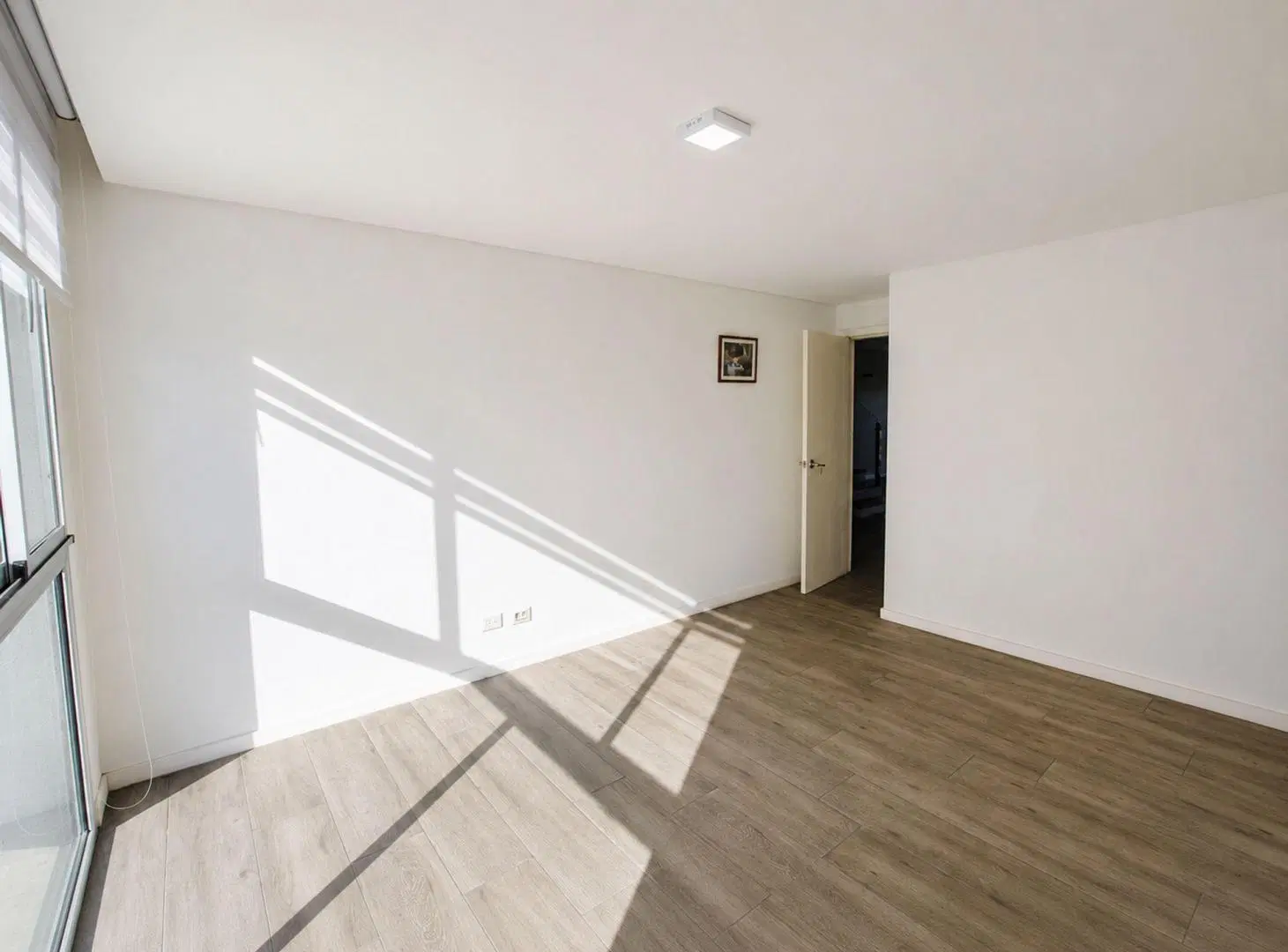 DEPARTAMENTO VENTA ADROGUE 5 AMB EN DOS PLANTAS 4