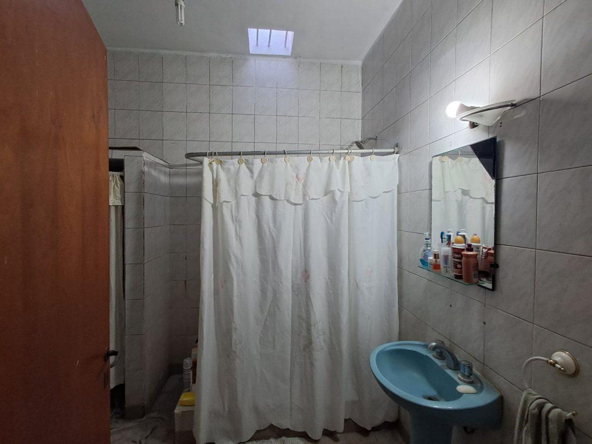 CASA EN VENTA MONTE GRANDE LOCAL Y GALPON
