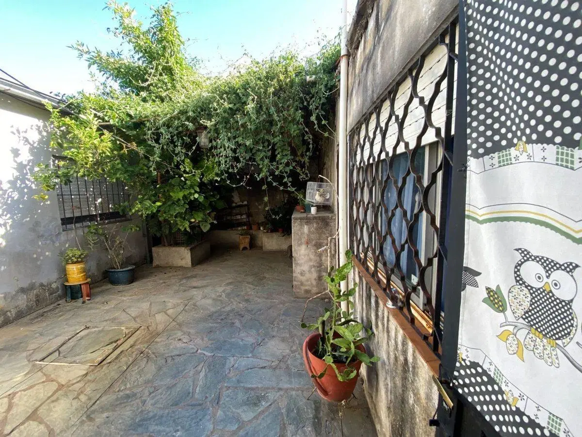 VENTA DE 2 PH EN LANUS ENTRADA INDEPENDIENTE 4